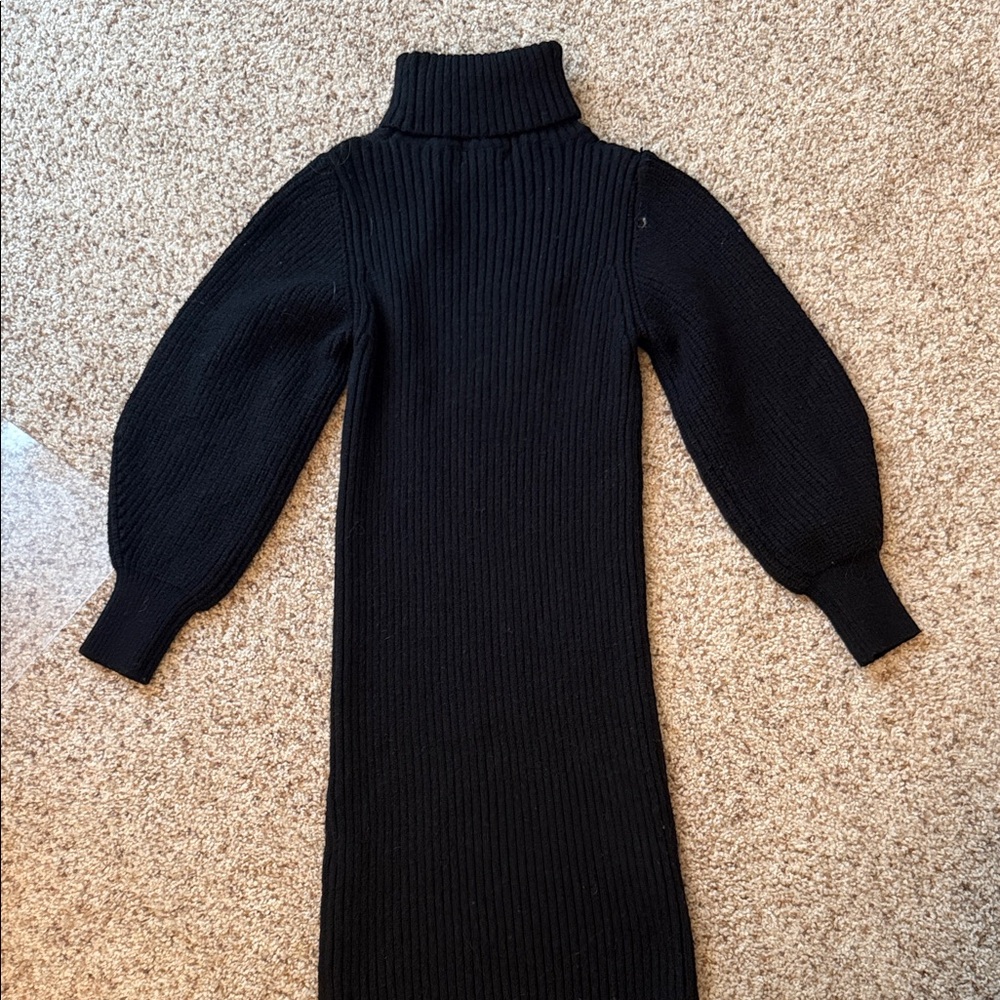 Elegant Black Long Sleeve Dress